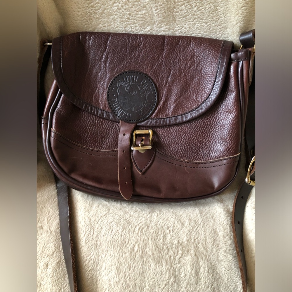 Duluth Pack Brown Pebble Leather Medium Shell Bag
